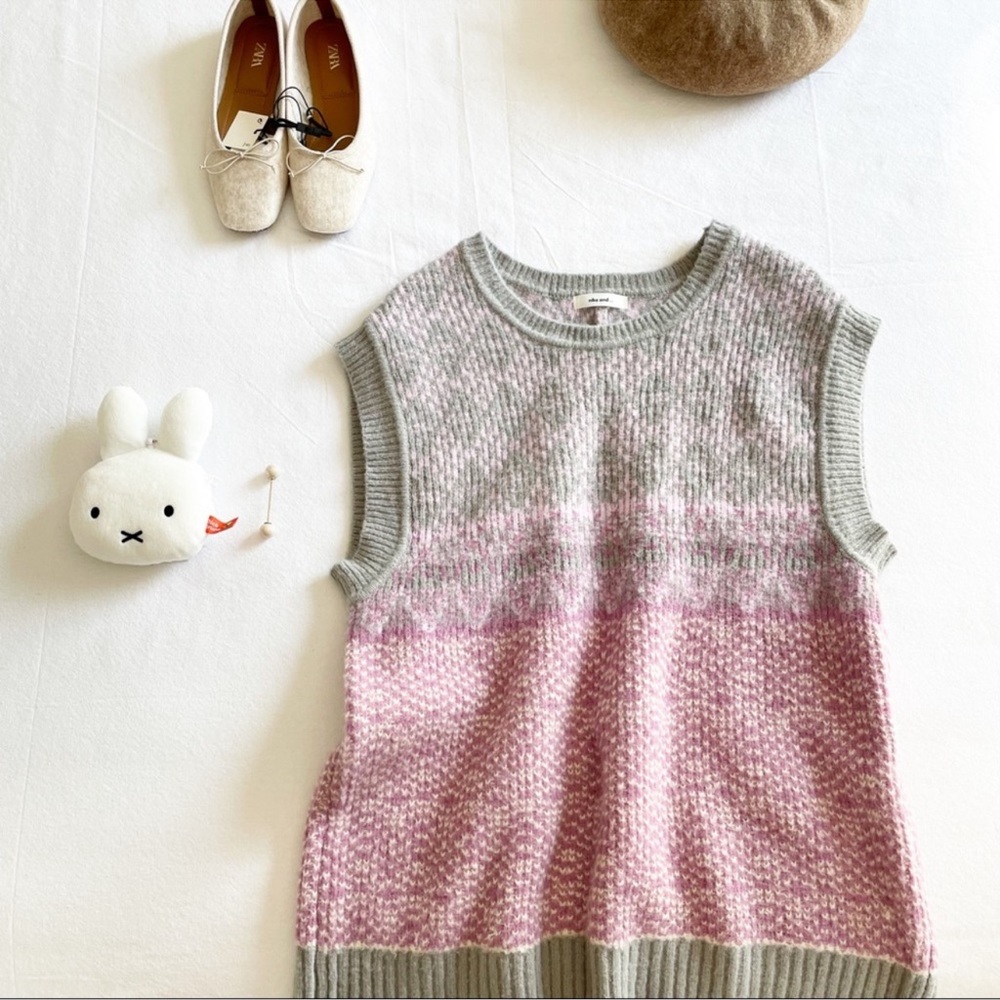 Japan brand .. Pink and Gray Knit Sweater Vest